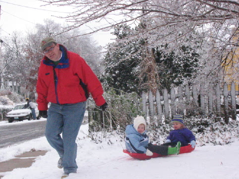 2006_12_01 Snow Day Randy Jane and Cate.jpg